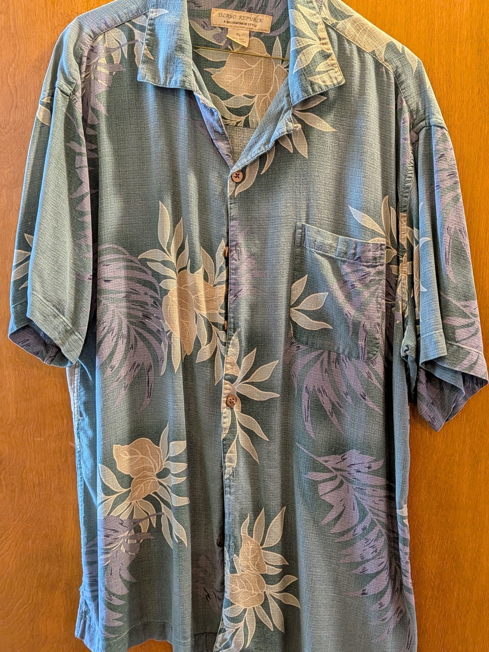 Floral XL Silk Short-Sleeve Hawaiian Shirt by Island Republic